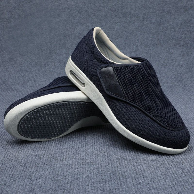 Extra breite orthopädische Schuhe